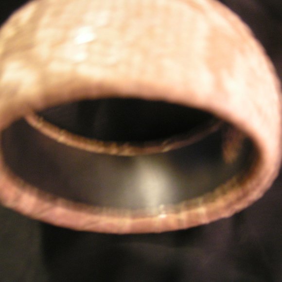 Nice tan/cream faux python print bangle bracelet - Picture 4 of 4